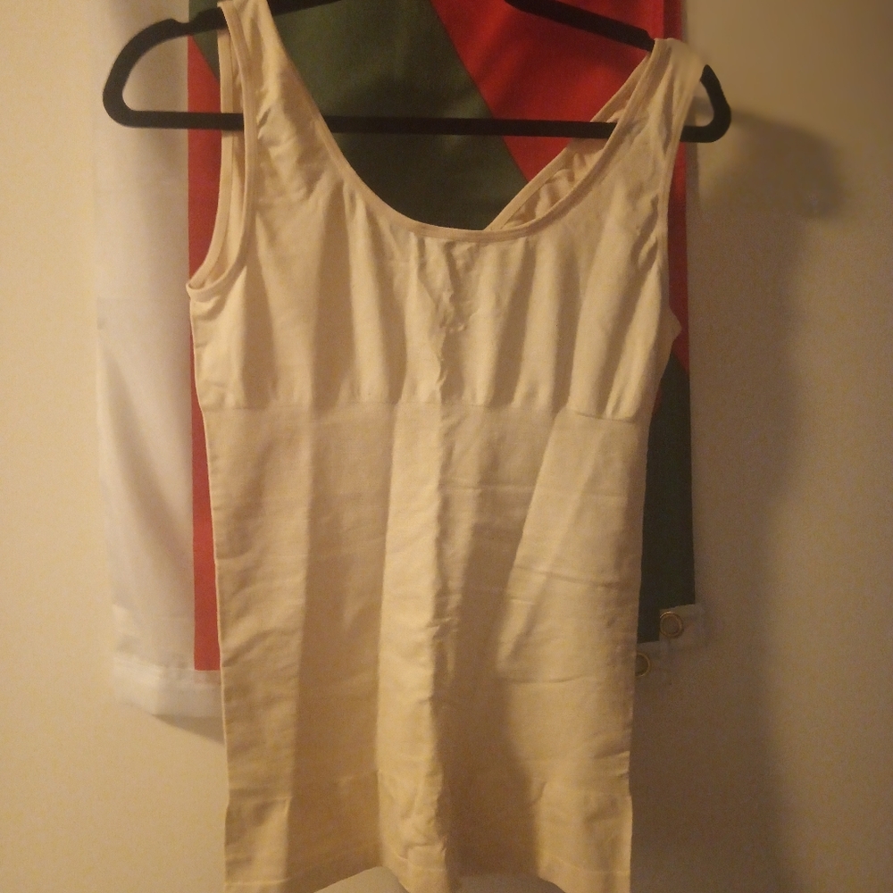 Yummie L/XL 4Piece Brand New Shapewear